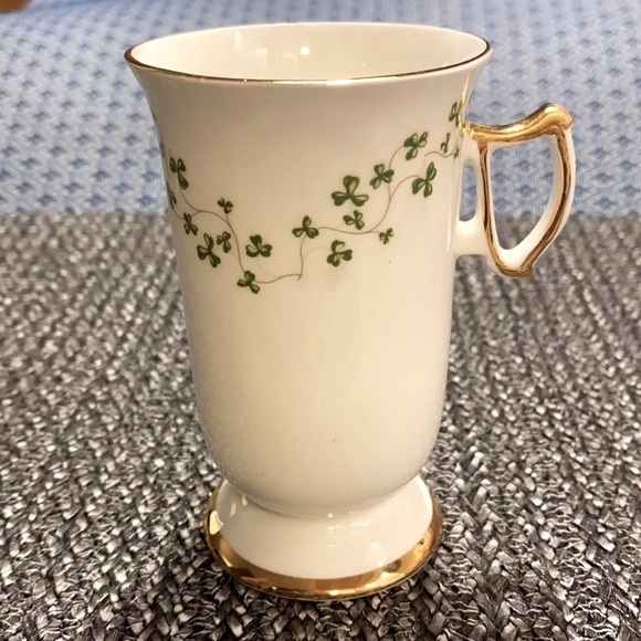 Royal Tara Irish Coffee Mug with Green Cloves - Picture 1 of 11